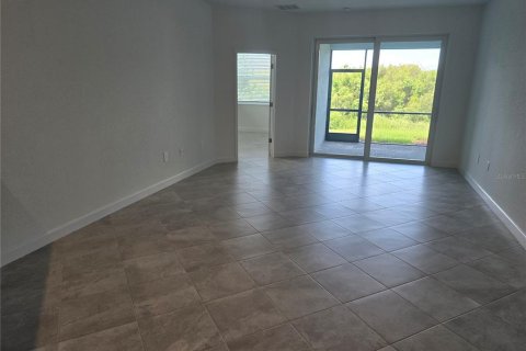 House in Englewood, Florida 2 bedrooms, 145.3 sq.m. № 1821399 - photo 5