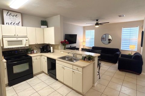 Adosado en venta en Miami, Florida, 3 dormitorios, 146.69 m2 № 1951407 - foto 7