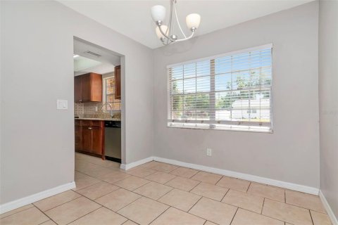 Casa en venta en Seffner, Florida, 3 dormitorios, 115.48 m2 № 1876191 - foto 10