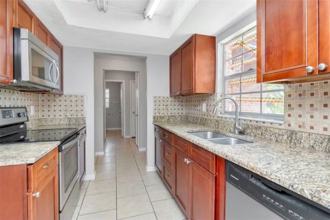 Casa en venta en Seffner, Florida, 3 dormitorios, 115.48 m2 № 1876191 - foto 8
