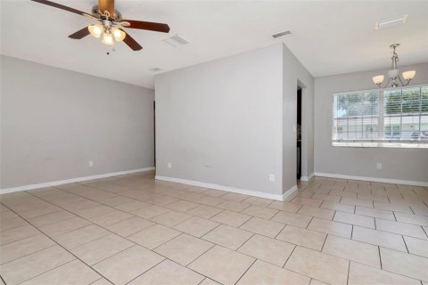 Casa en venta en Seffner, Florida, 3 dormitorios, 115.48 m2 № 1876191 - foto 5
