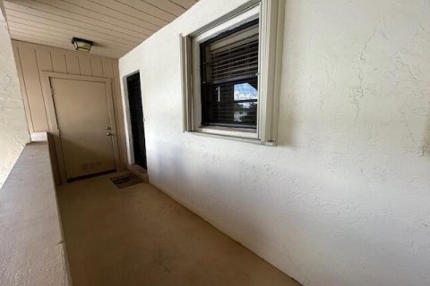 Condominio en alquiler en Stuart, Florida, 2 dormitorios, 112.32 m2 № 2250048 - foto 5