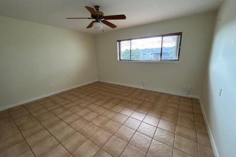 Condominio en alquiler en Stuart, Florida, 2 dormitorios, 112.32 m2 № 2250048 - foto 8