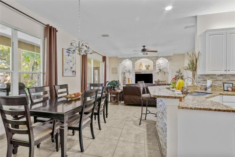 House in Riverview, Florida 5 bedrooms, 227.05 sq.m. № 2394402 - photo 26