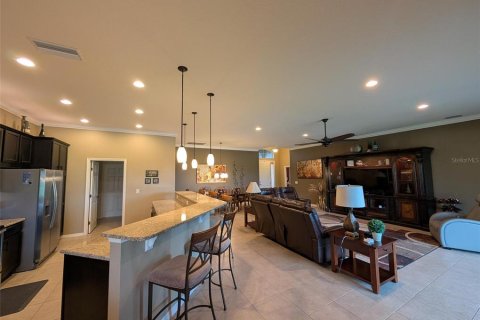 House in Winter Haven, Florida 3 bedrooms, 188.68 sq.m. № 1894940 - photo 15