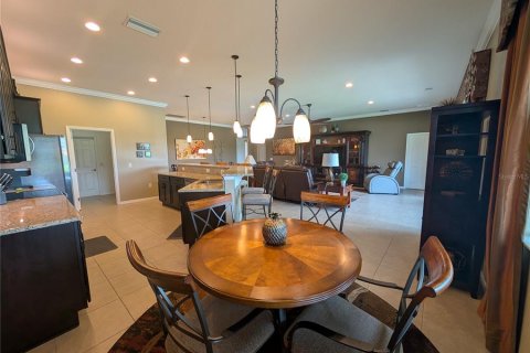 House in Winter Haven, Florida 3 bedrooms, 188.68 sq.m. № 1894940 - photo 21