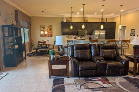House in Winter Haven, Florida 3 bedrooms, 188.68 sq.m. № 1894940 - photo 7
