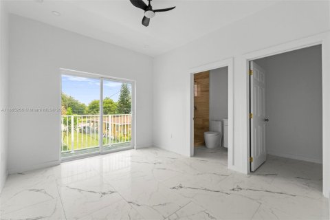 Casa en alquiler en Pompano Beach, Florida, 3 dormitorios, 131.46 m2 № 1893454 - foto 8
