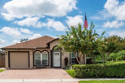 Casa en venta en Orlando, Florida, 4 dormitorios, 103.86 m2 № 1903789 - foto 1