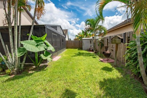 Casa en venta en Orlando, Florida, 4 dormitorios, 103.86 m2 № 1903789 - foto 11