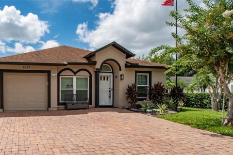 Casa en venta en Orlando, Florida, 4 dormitorios, 103.86 m2 № 1903789 - foto 2