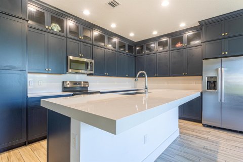 Villa ou maison à louer à Westlake, Floride: 4 chambres, 233.37 m2 № 2402065 - photo 6