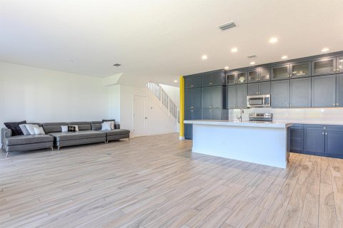 Villa ou maison à louer à Westlake, Floride: 4 chambres, 233.37 m2 № 2402065 - photo 5