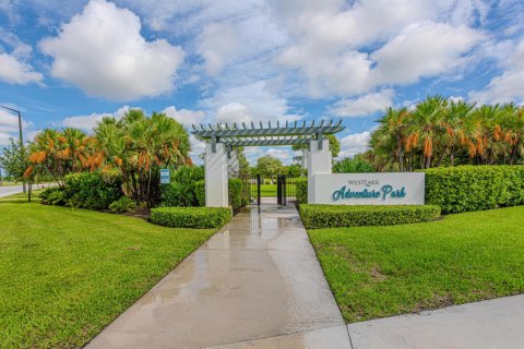 Villa ou maison à louer à Westlake, Floride: 4 chambres, 233.37 m2 № 2402065 - photo 25