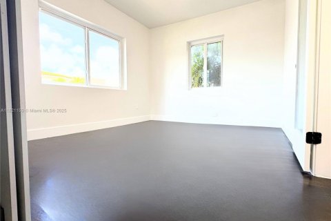 Appartement à louer à Miami Beach, Floride: 1 chambre, 49.61 m2 № 1781912 - photo 2
