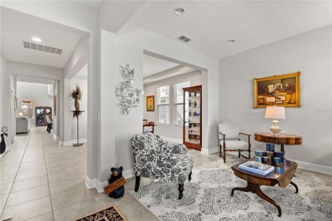 House in Groveland, Florida 5 bedrooms, 362.69 sq.m. № 1905382 - photo 3