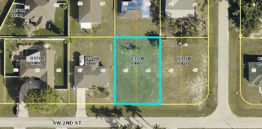 Terrain à Cape Coral, Floride № 1684513