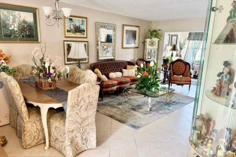 Condo in Deerfield Beach, Florida, 2 bedrooms  № 1862089 - photo 2
