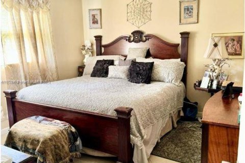 Condo in Deerfield Beach, Florida, 2 bedrooms  № 1862089 - photo 8