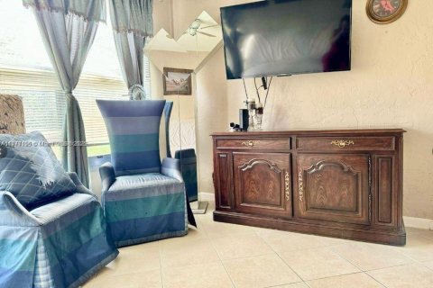 Condo in Deerfield Beach, Florida, 2 bedrooms  № 1862089 - photo 14