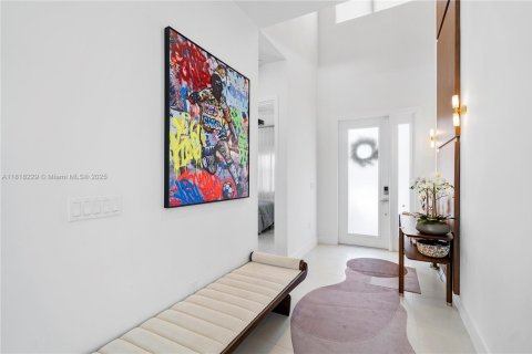 House in Palm Beach Gardens, Florida 5 bedrooms, 303.05 sq.m. № 2012331 - photo 10