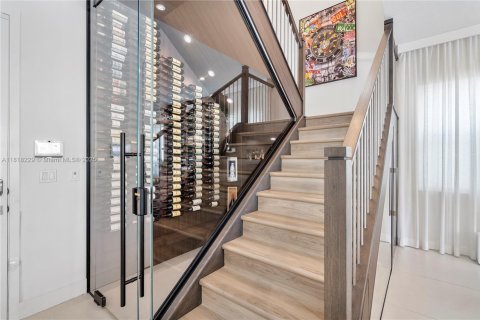 House in Palm Beach Gardens, Florida 5 bedrooms, 303.05 sq.m. № 2012331 - photo 23