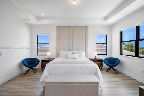 House in Palm Beach Gardens, Florida 5 bedrooms, 303.05 sq.m. № 2012331 - photo 29