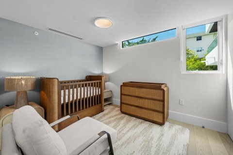 Купить таунхаус в Майами-Бич, Флорида 3 спальни, 228.82м2, № 1941139 - фото 16