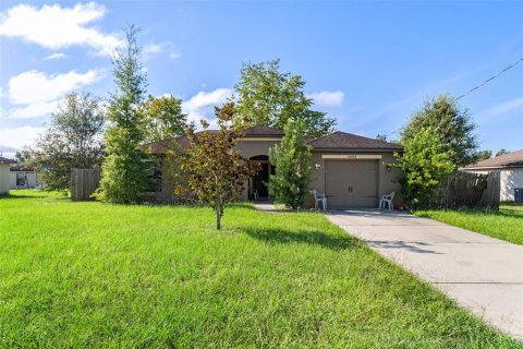 Casa en Brooksville, Florida 3 dormitorios, 105.91 m2 № 2387514