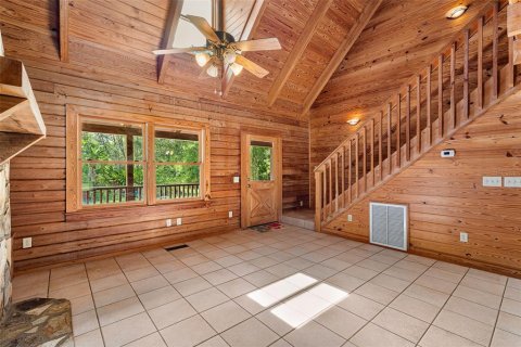 House in Pomona Park, Florida 3 bedrooms, 208.1 sq.m. № 1793511 - photo 4