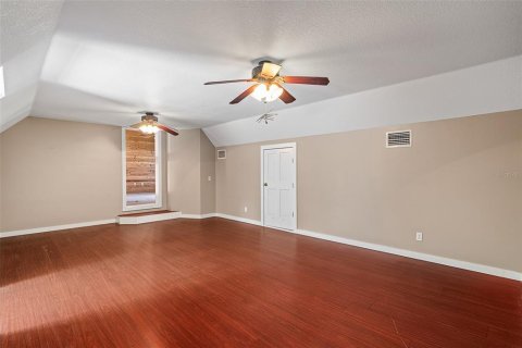 House in Pomona Park, Florida 3 bedrooms, 208.1 sq.m. № 1793511 - photo 28