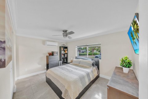 Купить виллу или дом в Помпано-Бич, Флорида 3 комнаты, 147.9м2, № 2431419 - фото 25