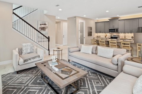 Villa ou maison à vendre à Kissimmee, Floride: 6 chambres, 279 m2 № 61112 - photo 1
