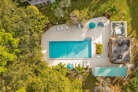 Condo in Tamarac, Florida, 2 bedrooms № 1999060 - photo 23