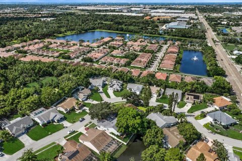 Villa ou maison à vendre à Sarasota, Floride: 3 chambres, 187.66 m2 № 2421665 - photo 13