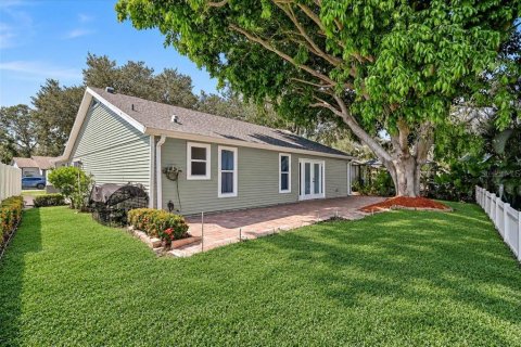 Villa ou maison à vendre à Sarasota, Floride: 3 chambres, 187.66 m2 № 2421665 - photo 8