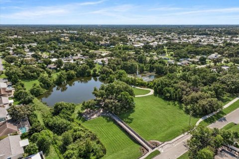 Villa ou maison à vendre à Sarasota, Floride: 3 chambres, 187.66 m2 № 2421665 - photo 7