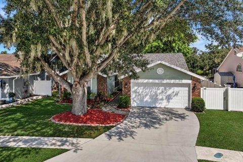 Villa ou maison à vendre à Sarasota, Floride: 3 chambres, 187.66 m2 № 2421665 - photo 16