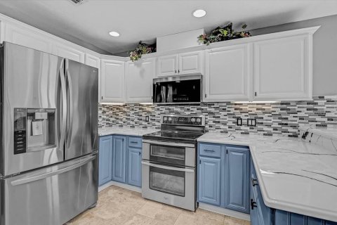 Villa ou maison à vendre à Sarasota, Floride: 3 chambres, 187.66 m2 № 2421665 - photo 30