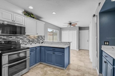 Villa ou maison à vendre à Sarasota, Floride: 3 chambres, 187.66 m2 № 2421665 - photo 28