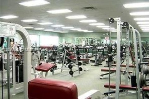 Condominio en venta en Pembroke Pines, Florida, 1 dormitorio, 75.34 m2 № 1947774 - foto 7