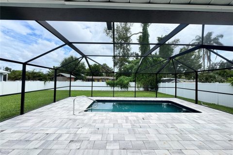 Casa en alquiler en Sarasota, Florida, 3 dormitorios, 128.39 m2 № 2227974 - foto 27