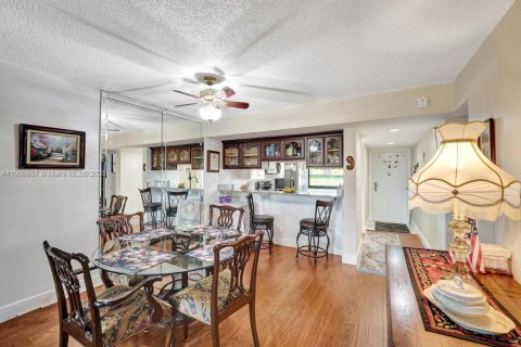 Condominio en venta en Davie, Florida, 2 dormitorios, 128.67 m2 № 2038093 - foto 7