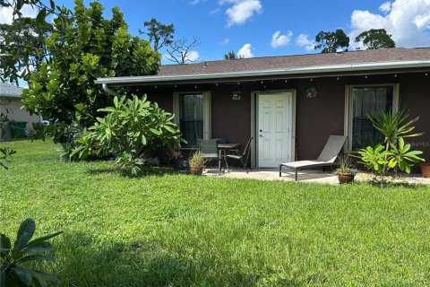 Casa en venta en Port Charlotte, Florida, 3 dormitorios, 146.79 m2 № 1881000 - foto 5