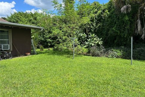 Casa en venta en Port Charlotte, Florida, 3 dormitorios, 146.79 m2 № 1881000 - foto 8