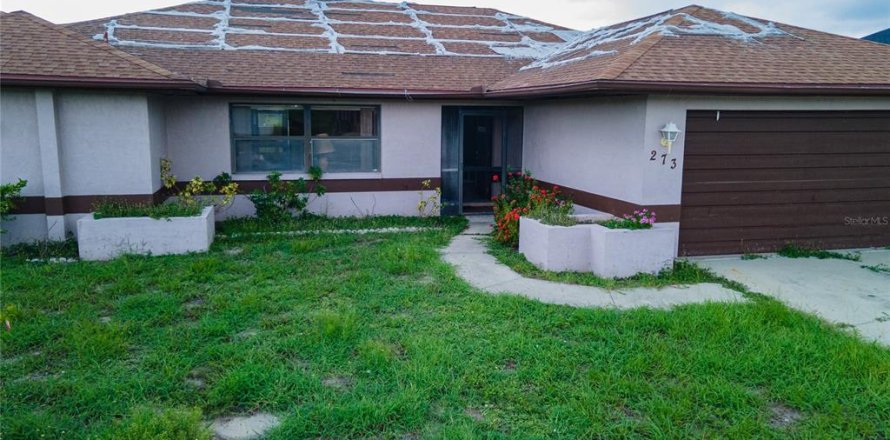 House in Rotonda, Florida 3 bedrooms, 172.98 sq.m. № 2238040