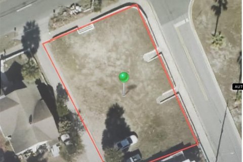 Terreno en venta en Daytona Beach, Florida № 1106508 - foto 1