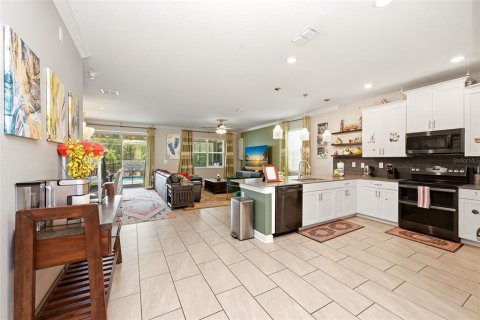 Casa en venta en Kissimmee, Florida, 7 dormitorios, 371.05 m2 № 2121674 - foto 13