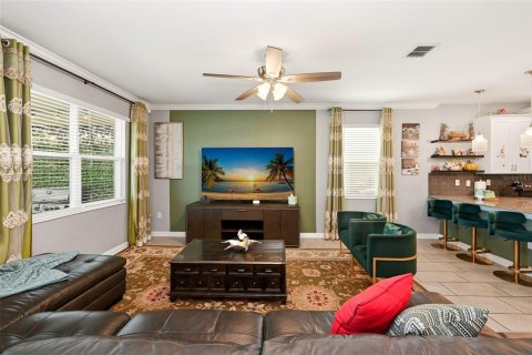 Casa en venta en Kissimmee, Florida, 7 dormitorios, 371.05 m2 № 2121674 - foto 25