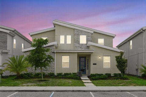 Casa en venta en Kissimmee, Florida, 7 dormitorios, 371.05 m2 № 2121674 - foto 8